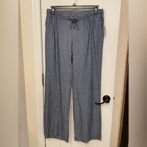Old Navy women’s pants, blue, size L
